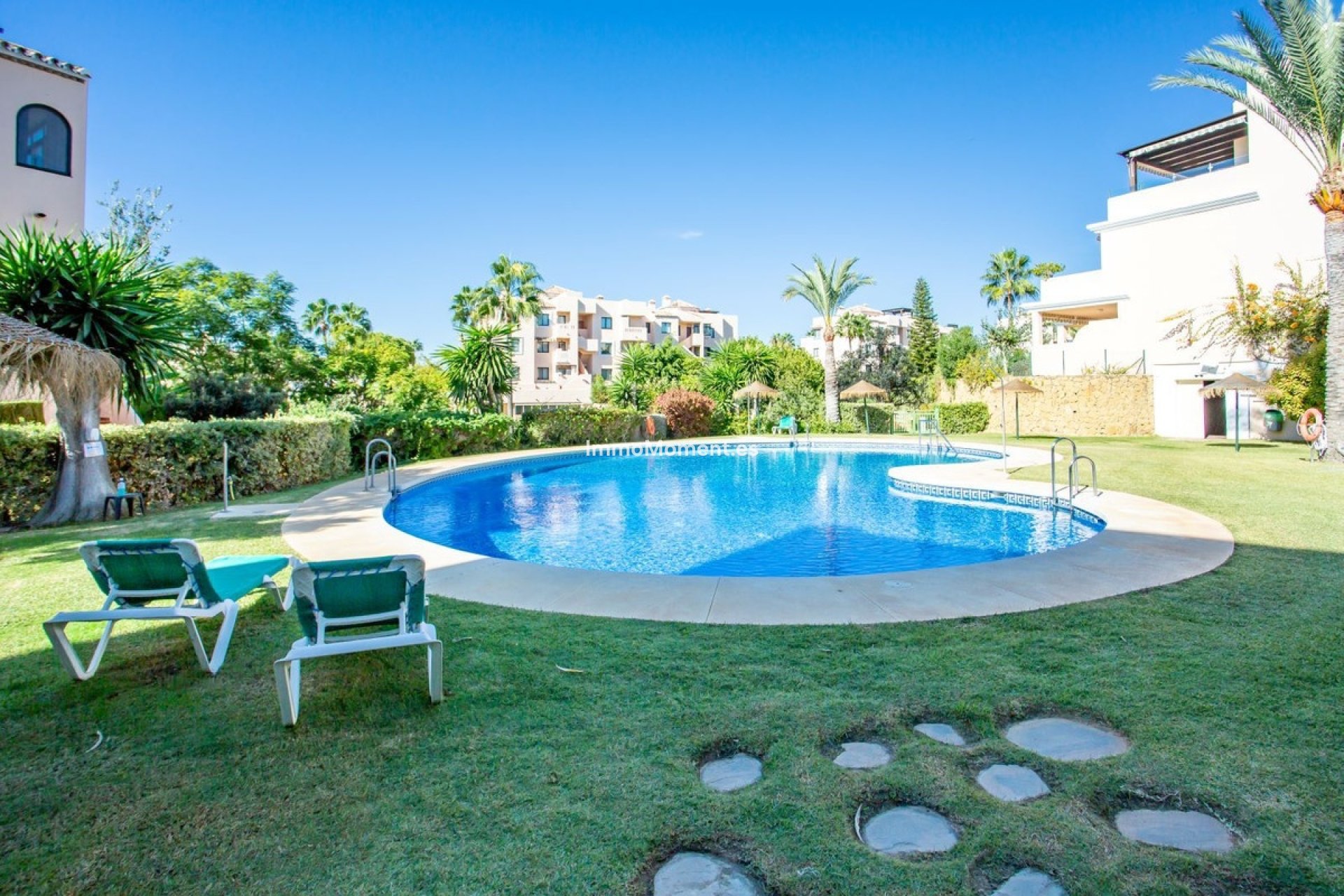 Reventa - Villa independiente - Marbella - Elviria
