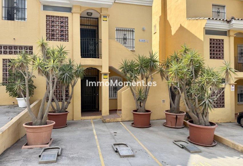 Reventa - Villa independiente - Marbella - Elviria