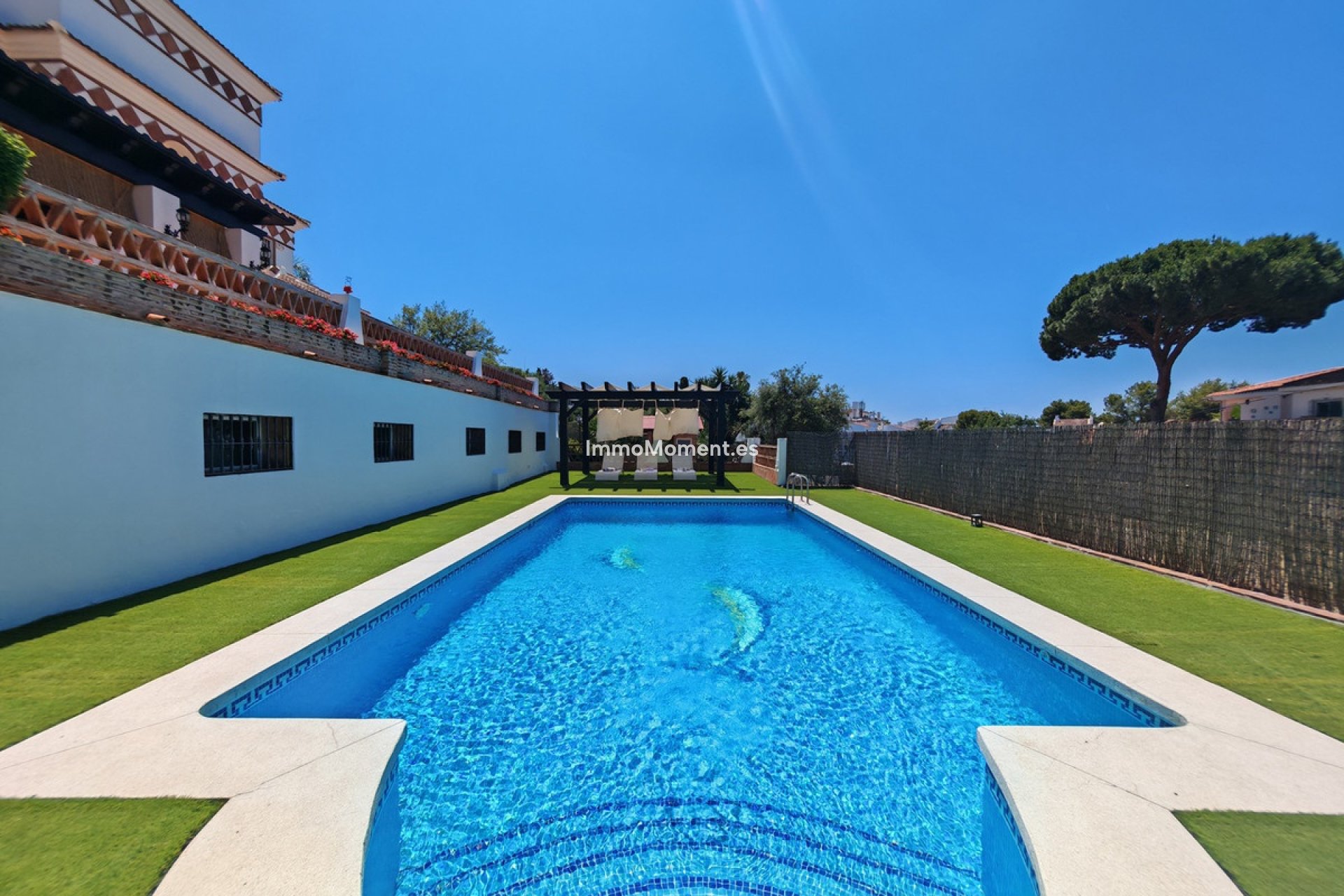 Reventa - Villa independiente - Marbella - Elviria
