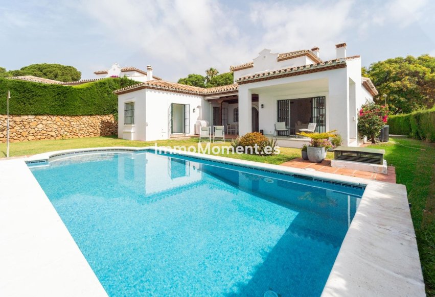 Reventa - Villa independiente - Marbella - Elviria
