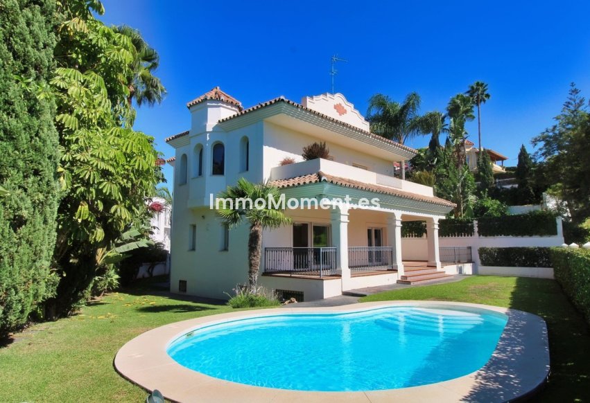 Reventa - Villa independiente - Marbella - Guadalmina Alta