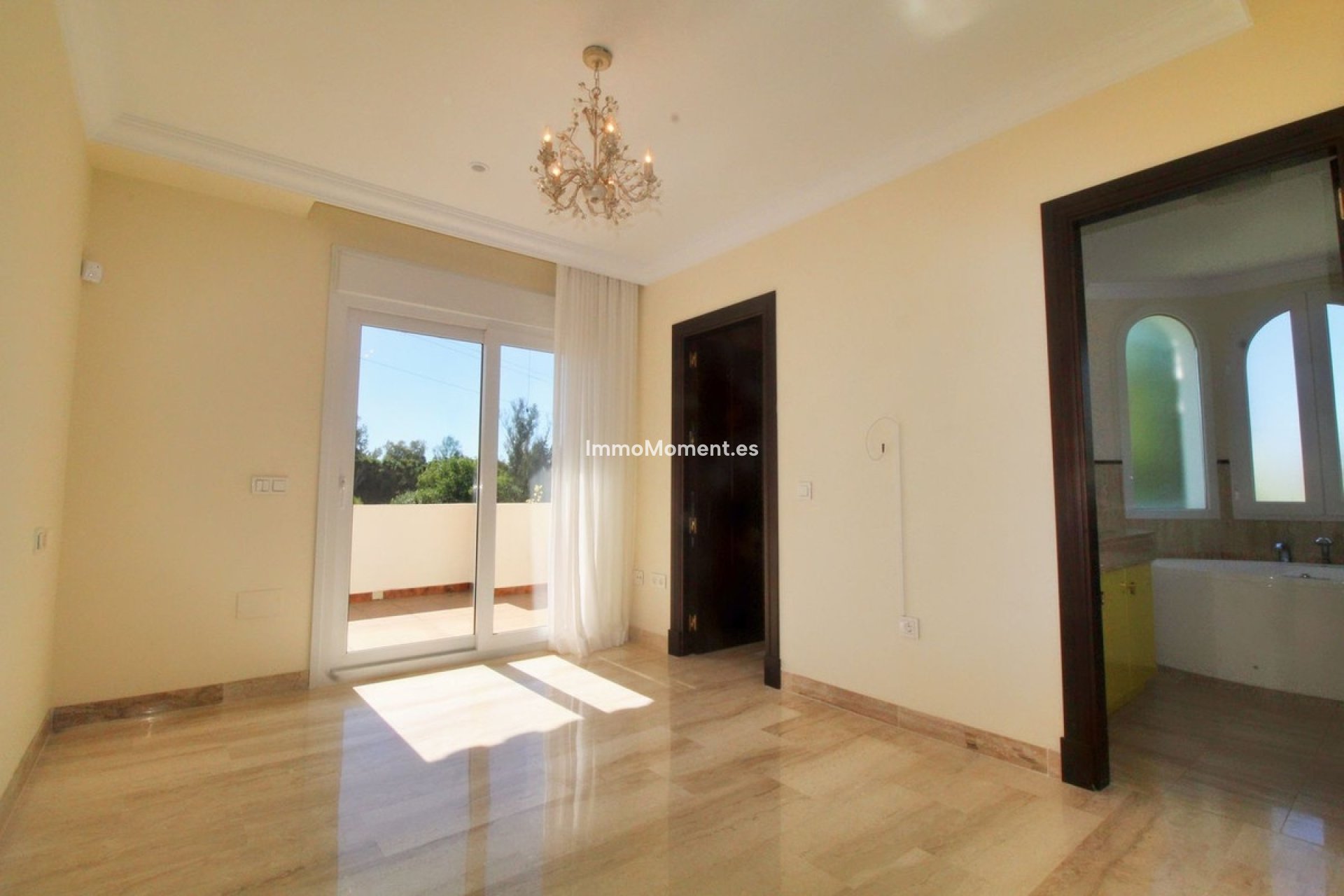 Reventa - Villa independiente - Marbella - Guadalmina Alta