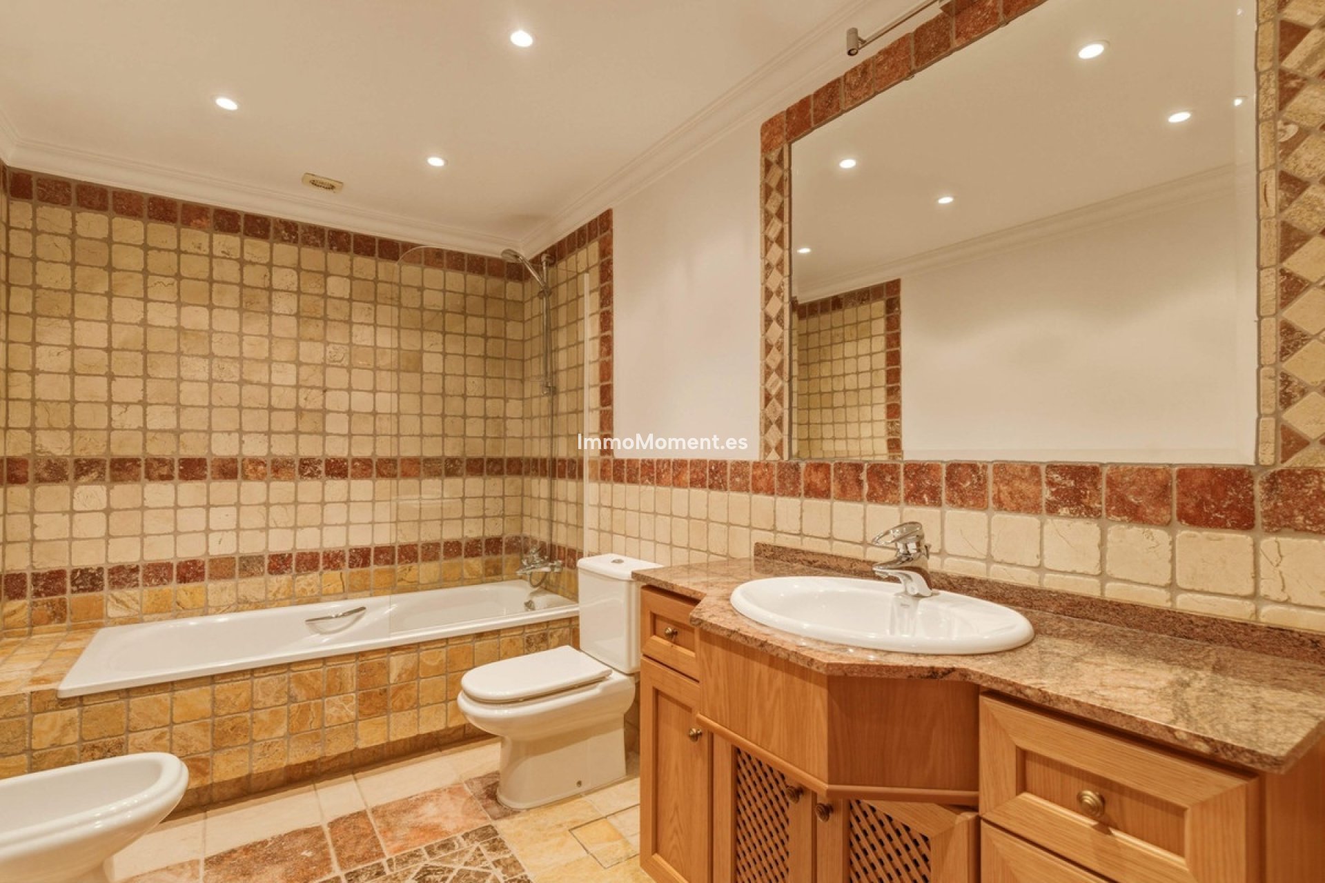Reventa - Villa independiente - Marbella - Guadalmina Alta