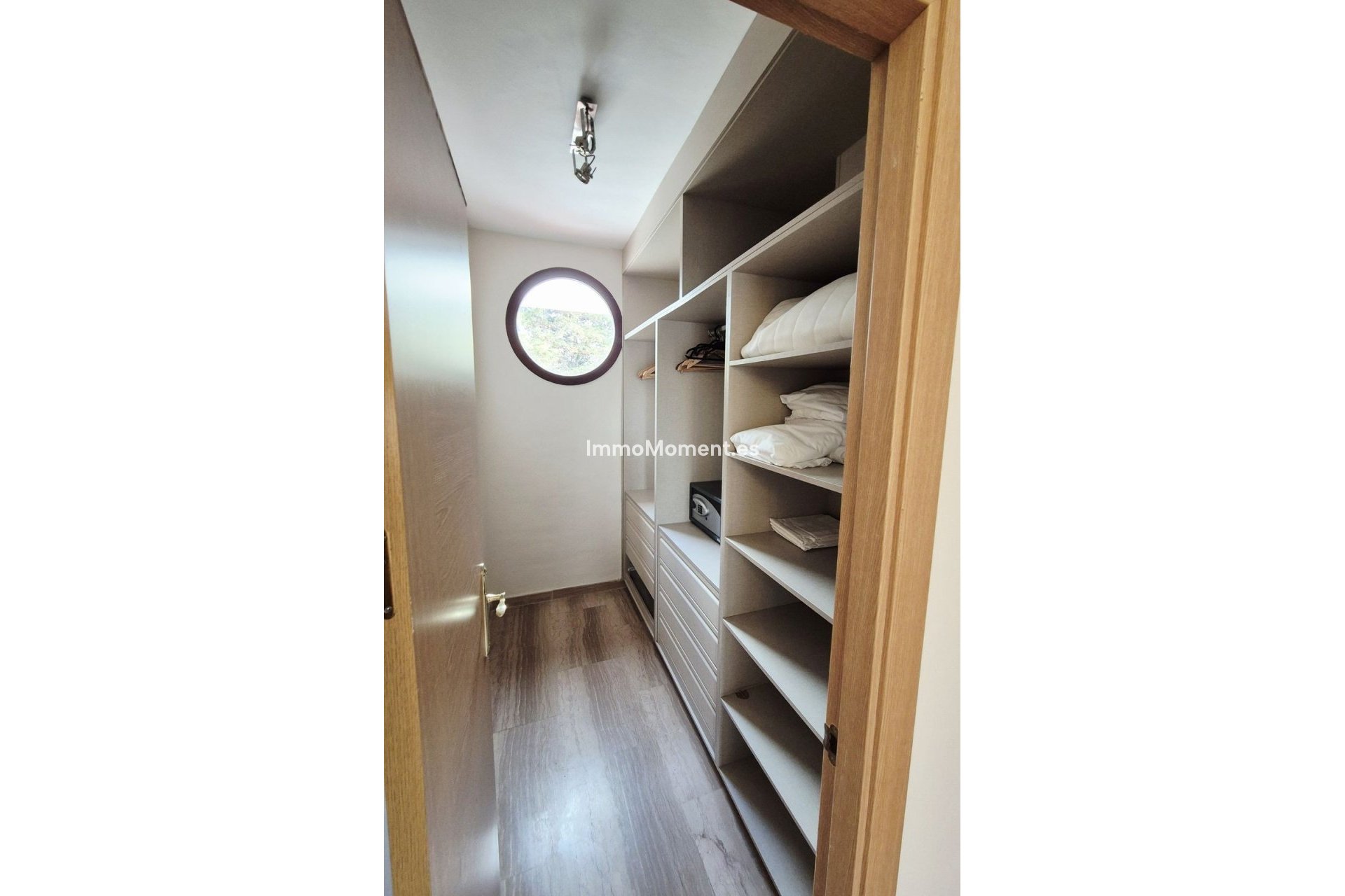 Reventa - Villa independiente - Marbella - Guadalmina Baja