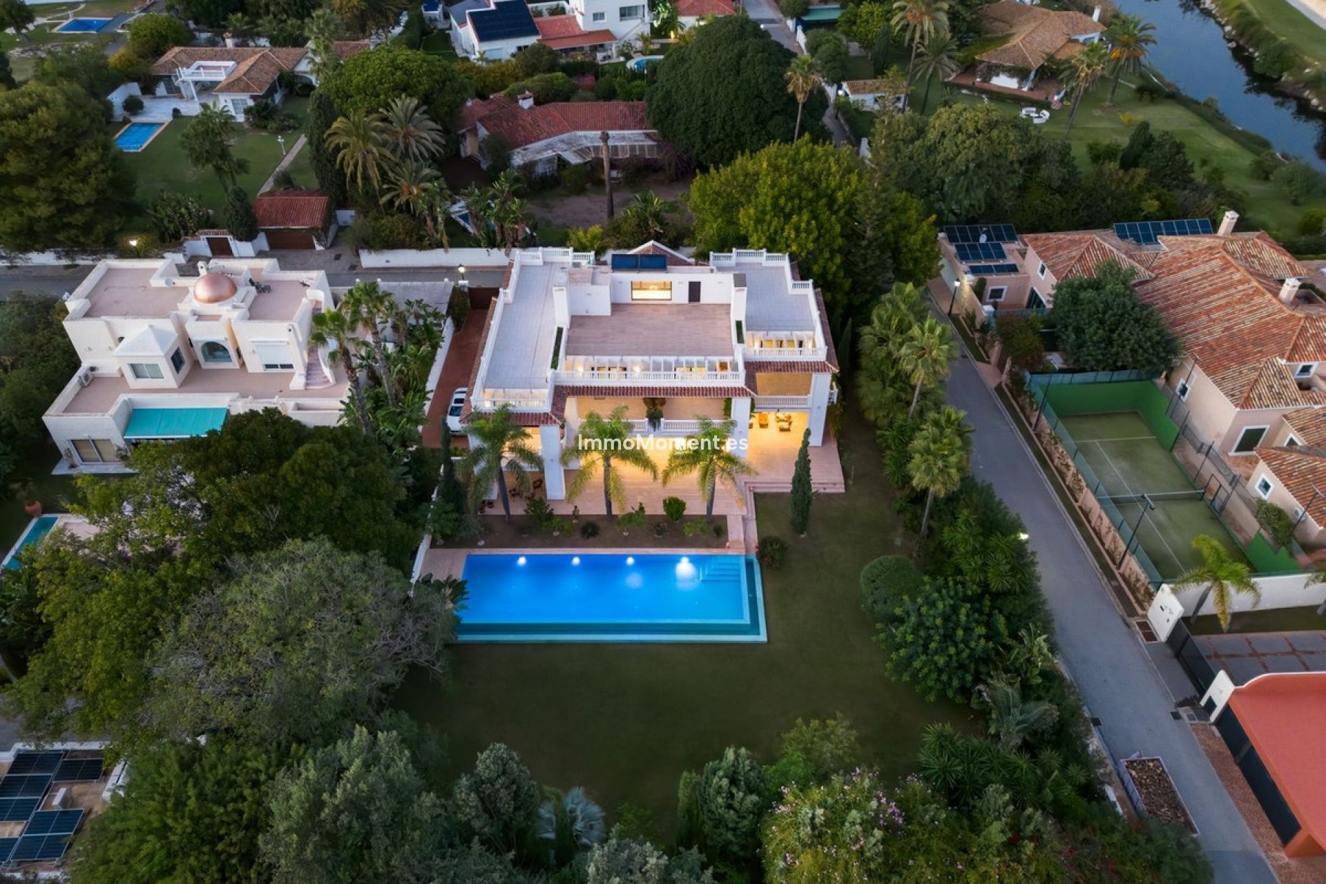Reventa - Villa independiente - Marbella - Guadalmina Baja
