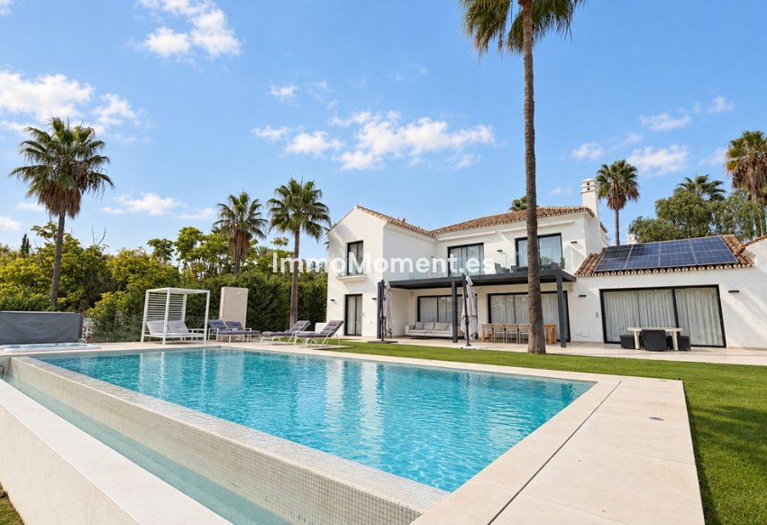 Reventa - Villa independiente - Marbella - Guadalmina Baja