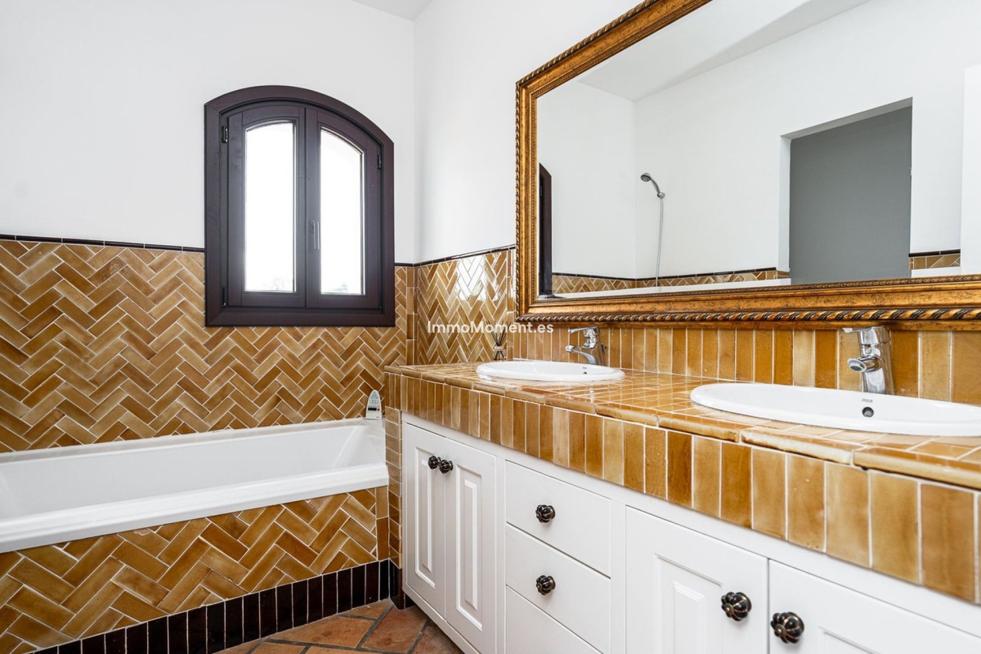 Reventa - Villa independiente - Marbella - Guadalmina Baja