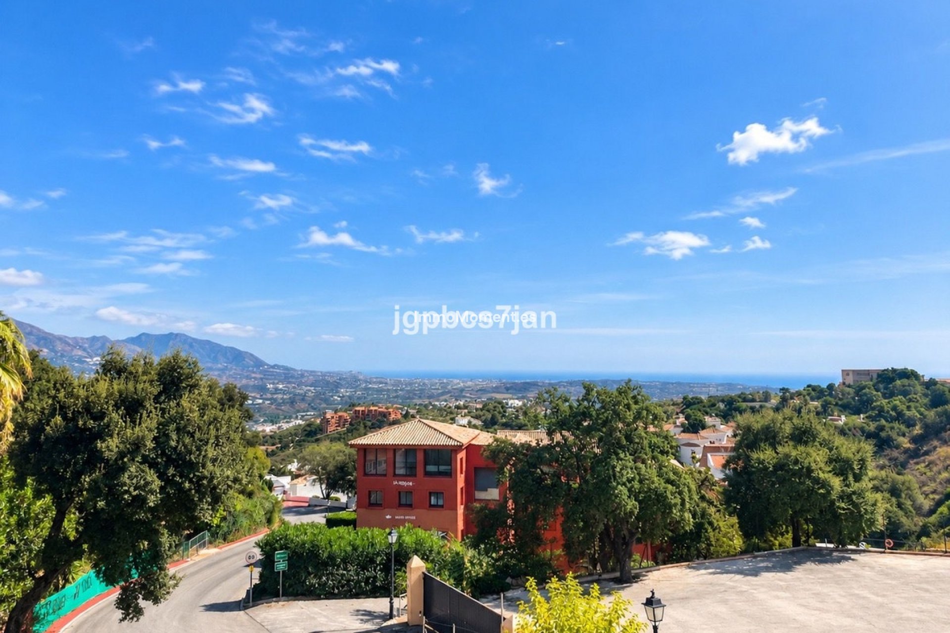 Reventa - Villa independiente - Marbella - La Mairena