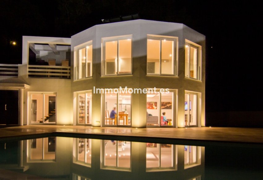 Reventa - Villa independiente - Marbella - La Mairena