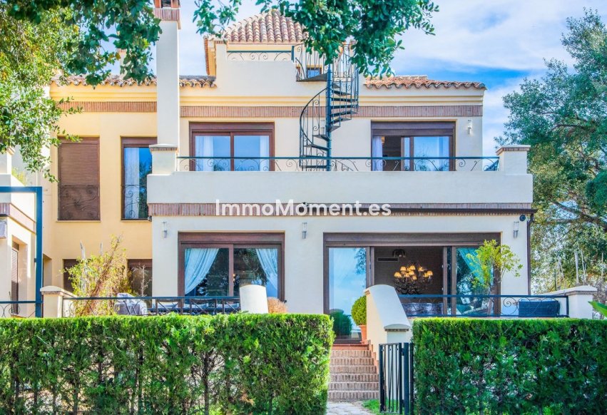 Reventa - Villa independiente - Marbella - La Mairena