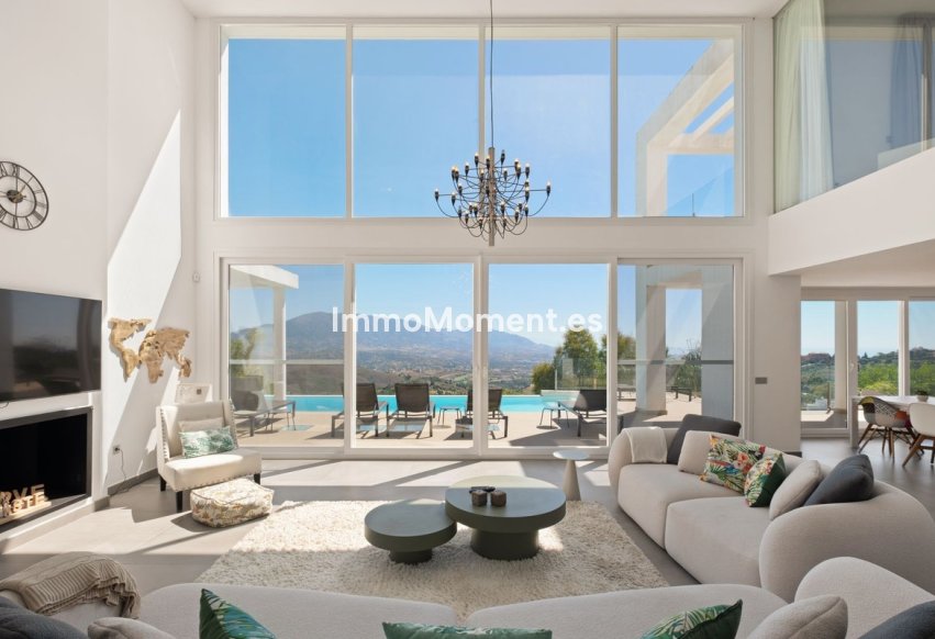 Reventa - Villa independiente - Marbella - La Mairena