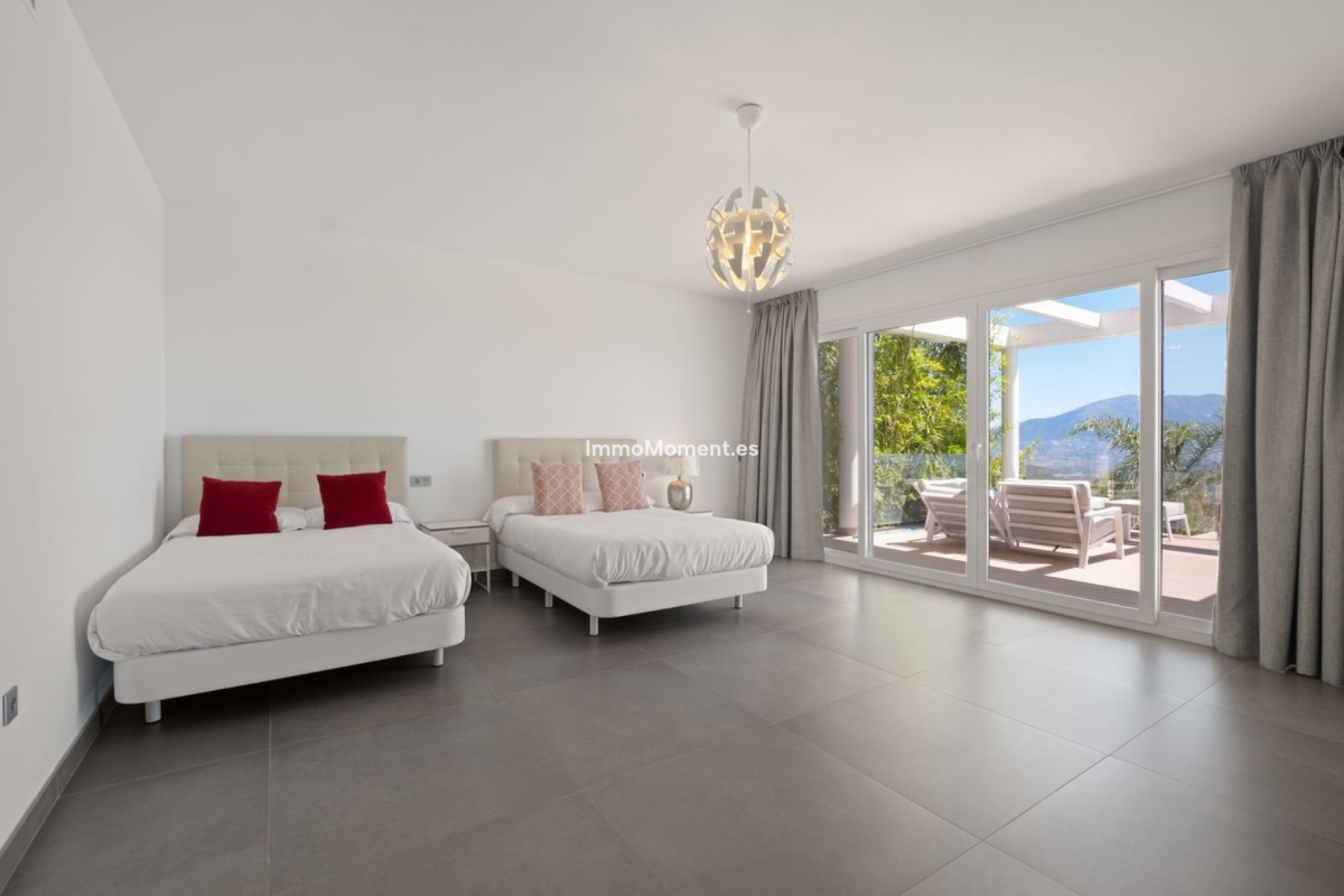 Reventa - Villa independiente - Marbella - La Mairena