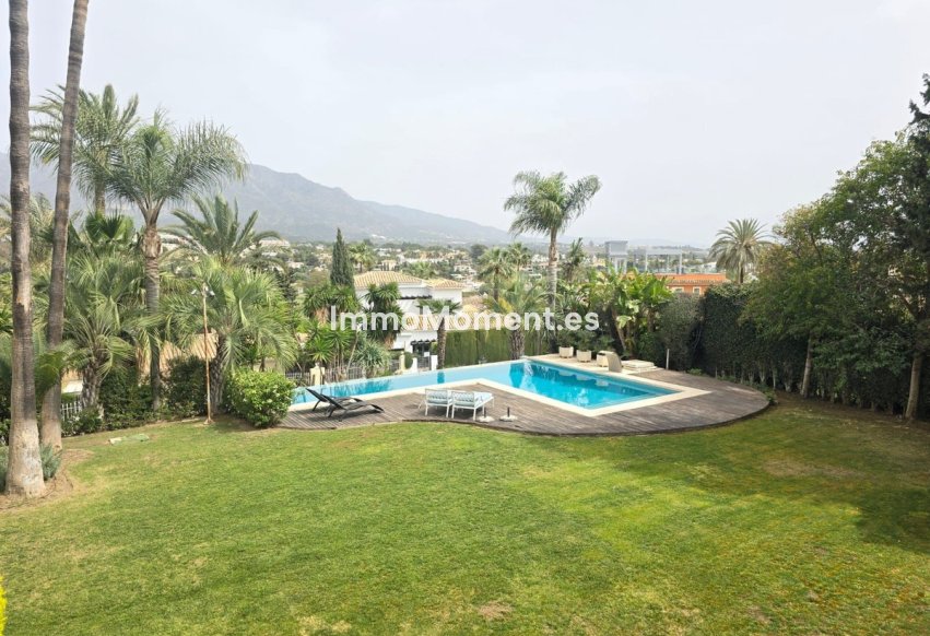 Reventa - Villa independiente - Marbella - Marbella Centro