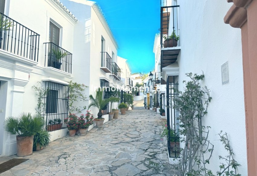 Reventa - Villa independiente - Marbella - Marbella Centro