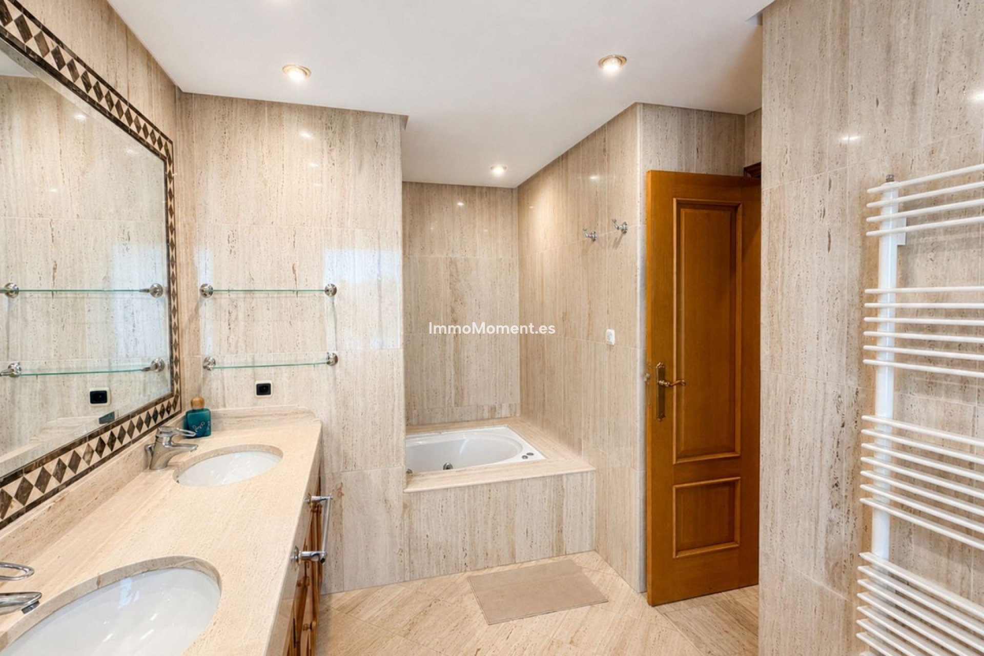 Reventa - Villa independiente - Marbella - Marbella Centro