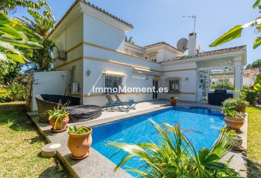 Reventa - Villa independiente - Marbella - Marbesa