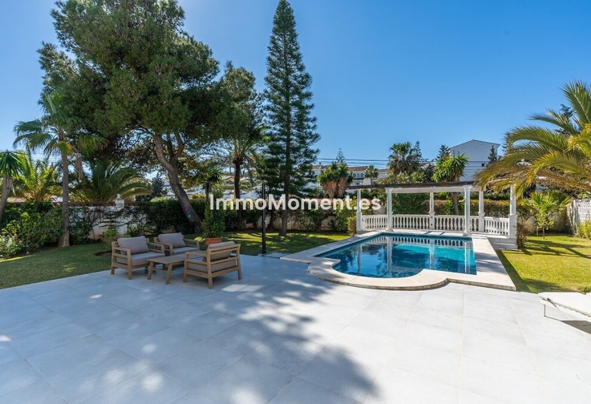 Reventa - Villa independiente - Marbella - Marbesa