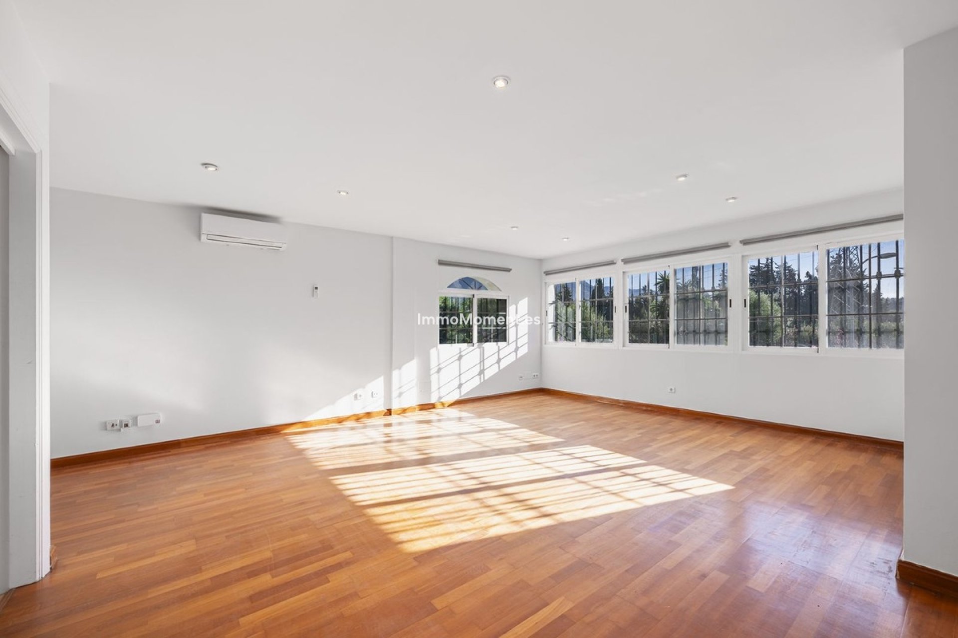 Reventa - Villa independiente - Marbella - Nueva Andalucía