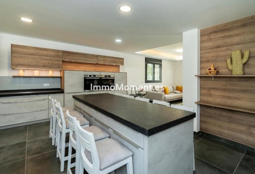 Reventa - Villa independiente - Marbella - Nueva Andalucía