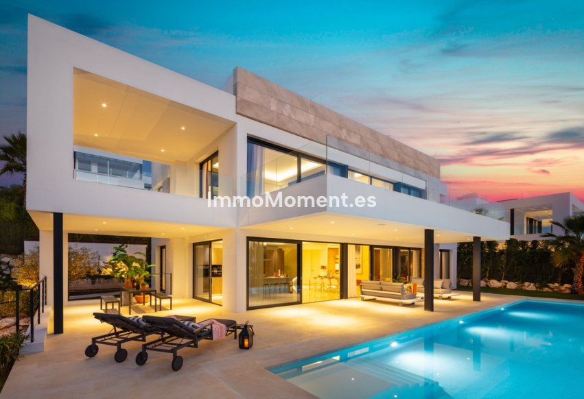Reventa - Villa independiente - Marbella - Nueva Andalucía
