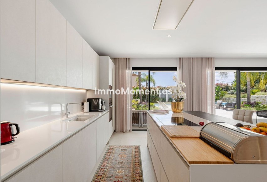 Reventa - Villa independiente - Marbella - Nueva Andalucía