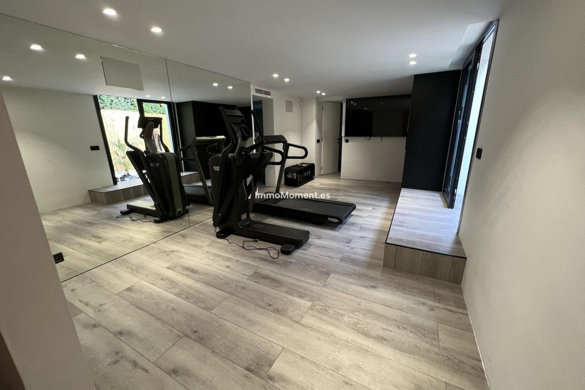 Reventa - Villa independiente - Marbella - Nueva Andalucía