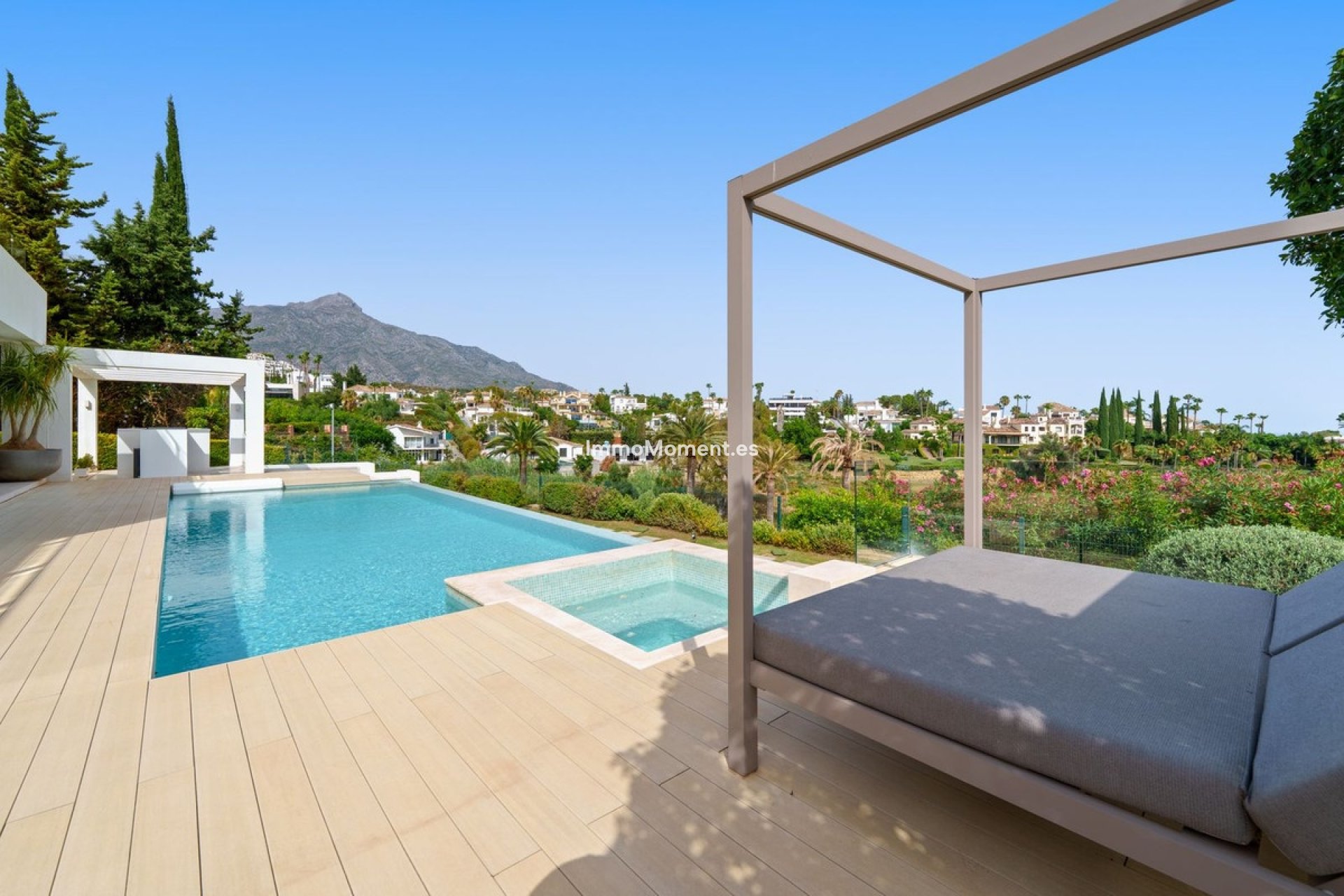 Reventa - Villa independiente - Marbella - Nueva Andalucía