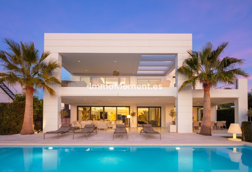 Reventa - Villa independiente - Marbella - Nueva Andalucía
