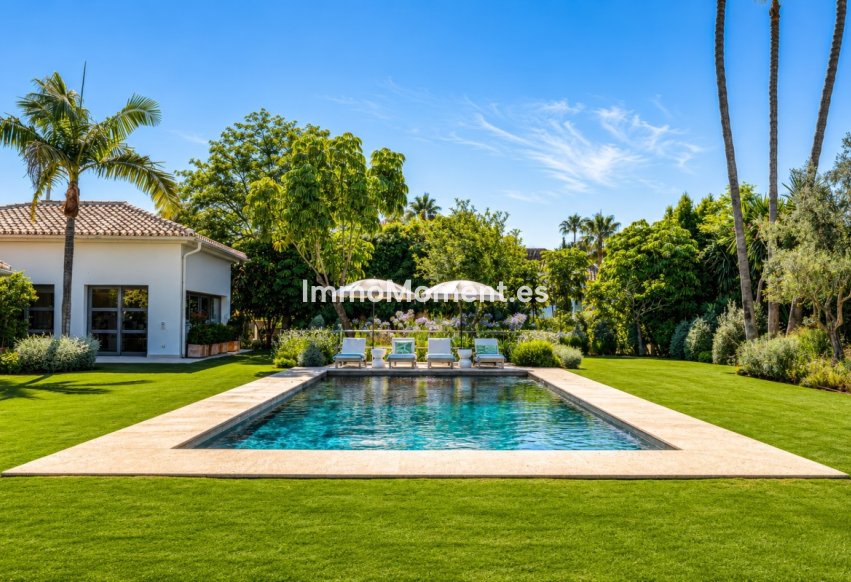 Reventa - Villa independiente - Marbella - Nueva Andalucía