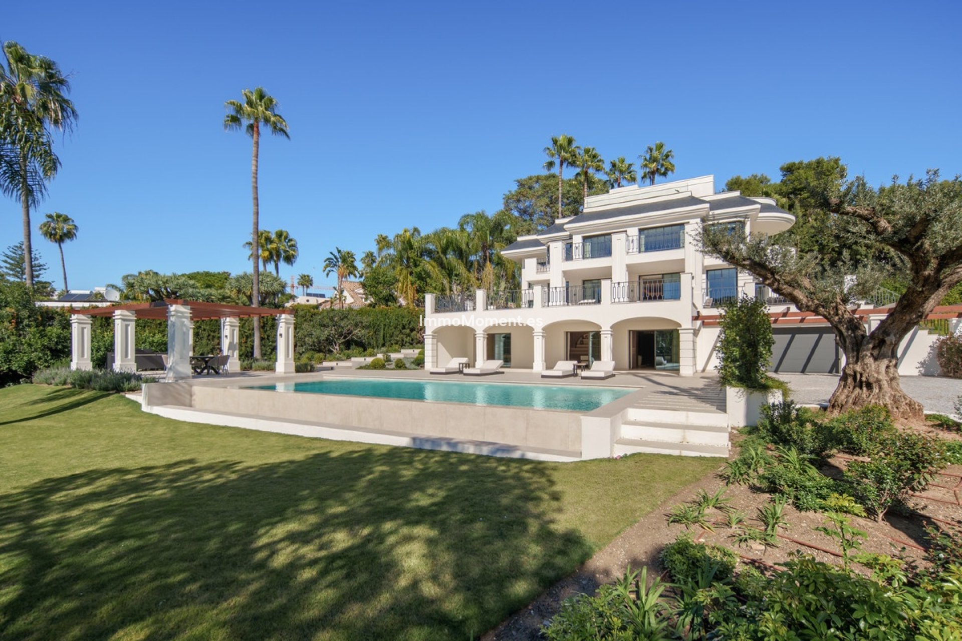 Reventa - Villa independiente - Marbella - Nueva Andalucía