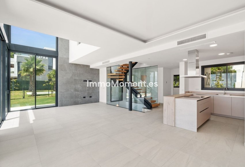 Reventa - Villa independiente - Marbella - Río Real