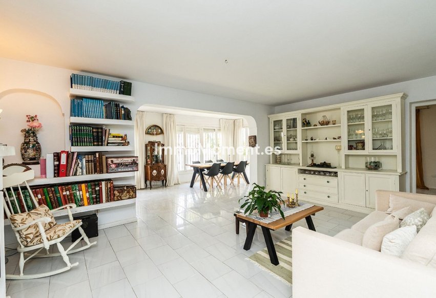 Reventa - Villa independiente - Marbella - Río Real