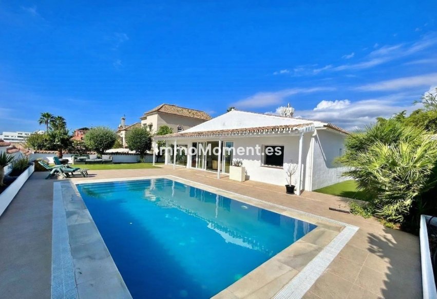 Reventa - Villa independiente - Marbella - San Pedro de Alcántara