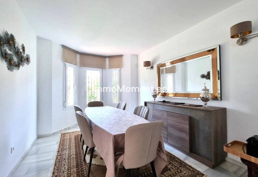 Reventa - Villa independiente - Mijas - Calahonda