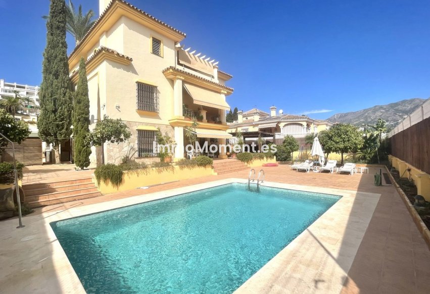 Reventa - Villa independiente - Mijas - Mijas Centro
