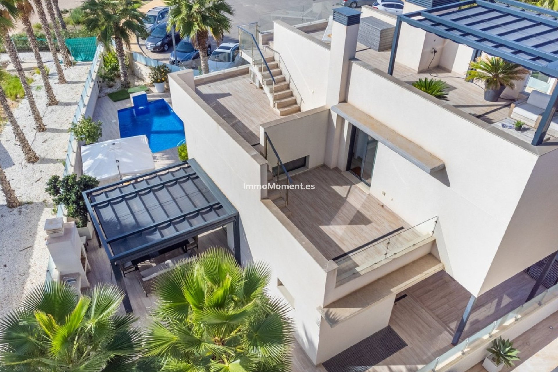 Reventa - Villa independiente - Orihuela - Cabo Roig