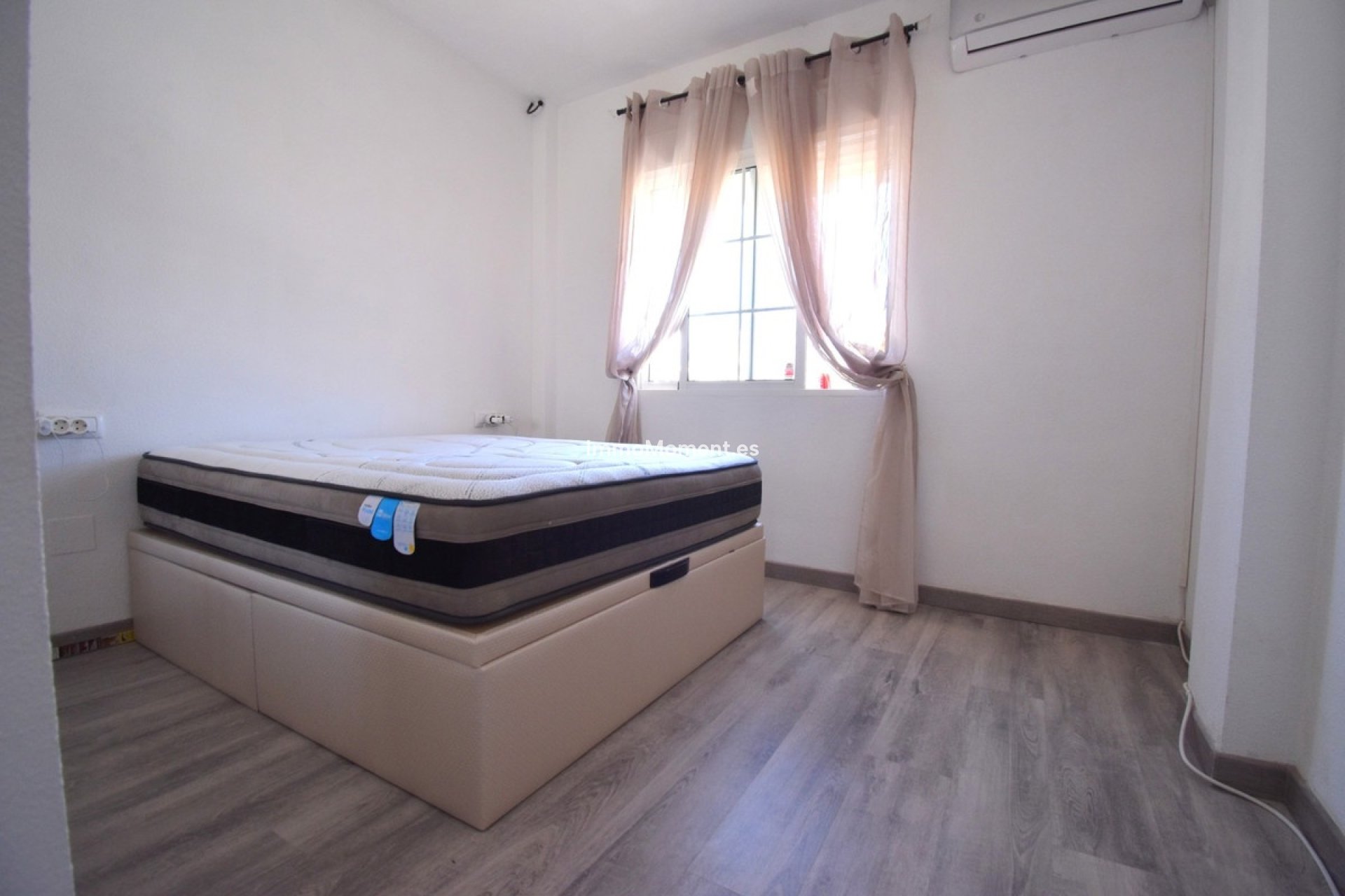 Reventa - Villa independiente - Orihuela Costa - Playa Flamenca