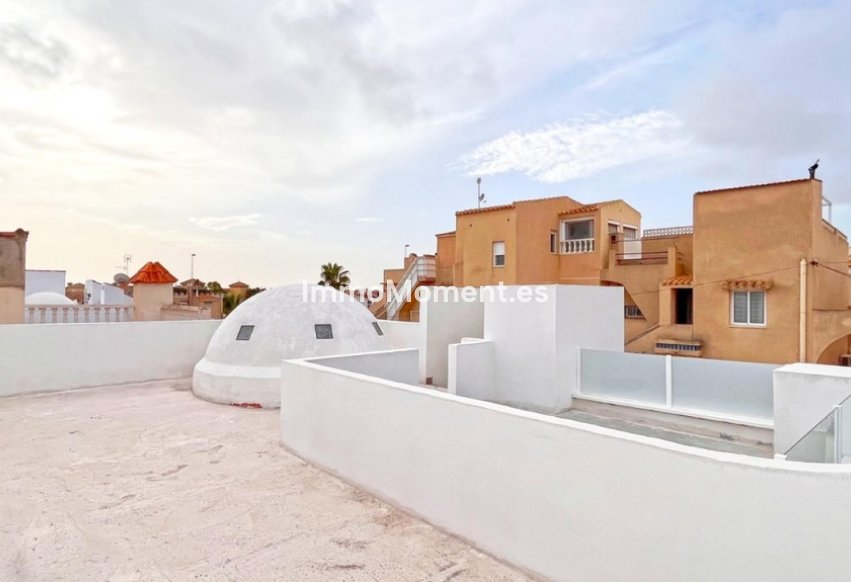 Reventa - Villa independiente - Orihuela Costa - Playa Flamenca