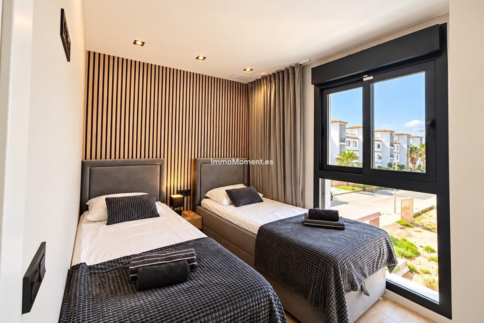 Reventa - Villa independiente - Orihuela Costa - Punta Prima