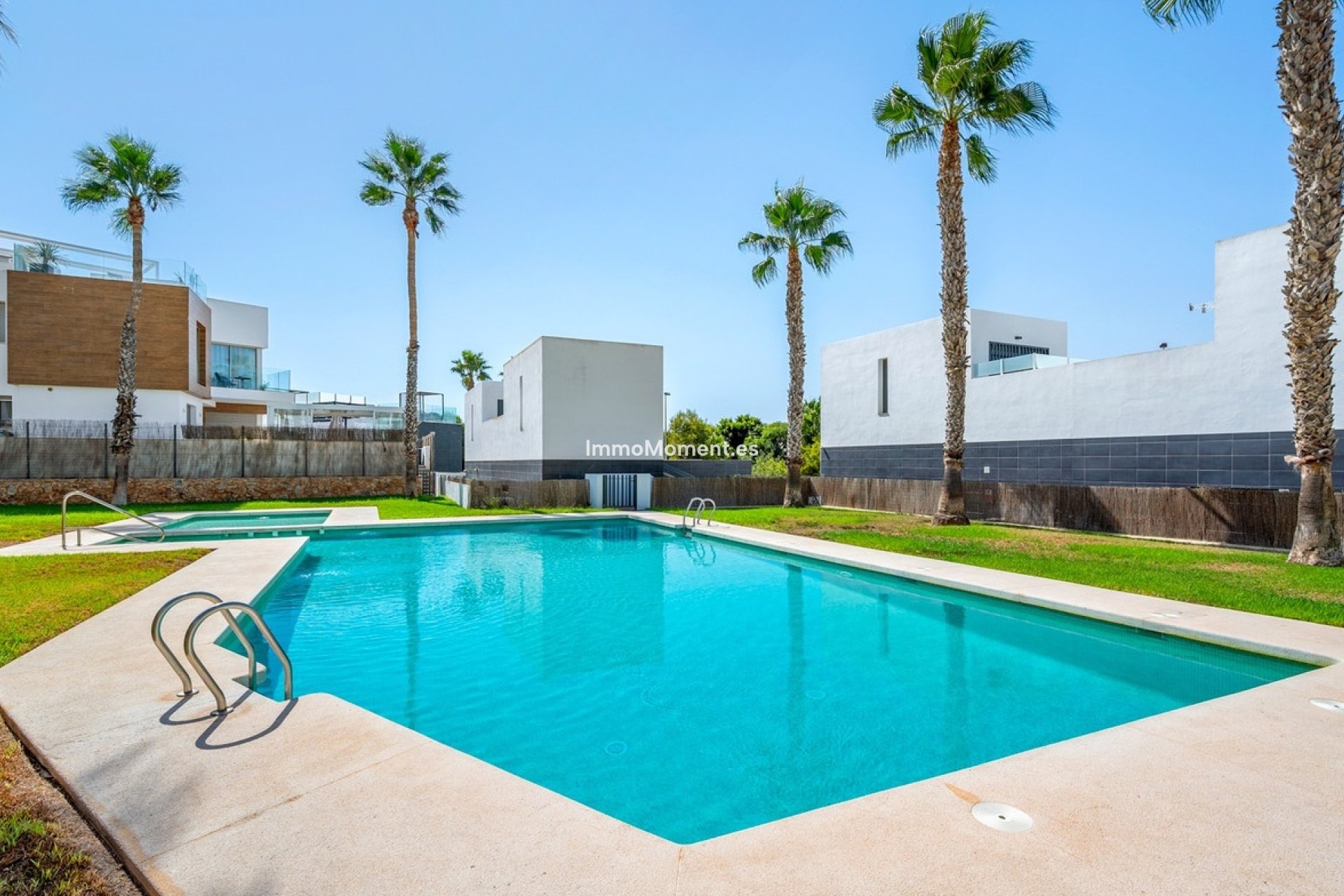 Reventa - Villa independiente - Orihuela Costa - Villamartín