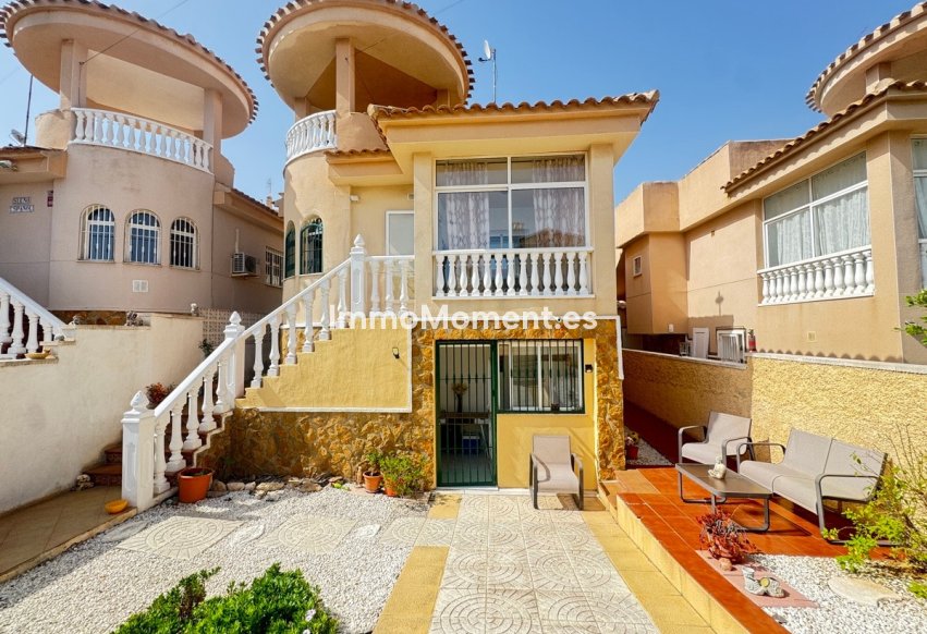 Reventa - Villa independiente - Orihuela Costa - Villamartín