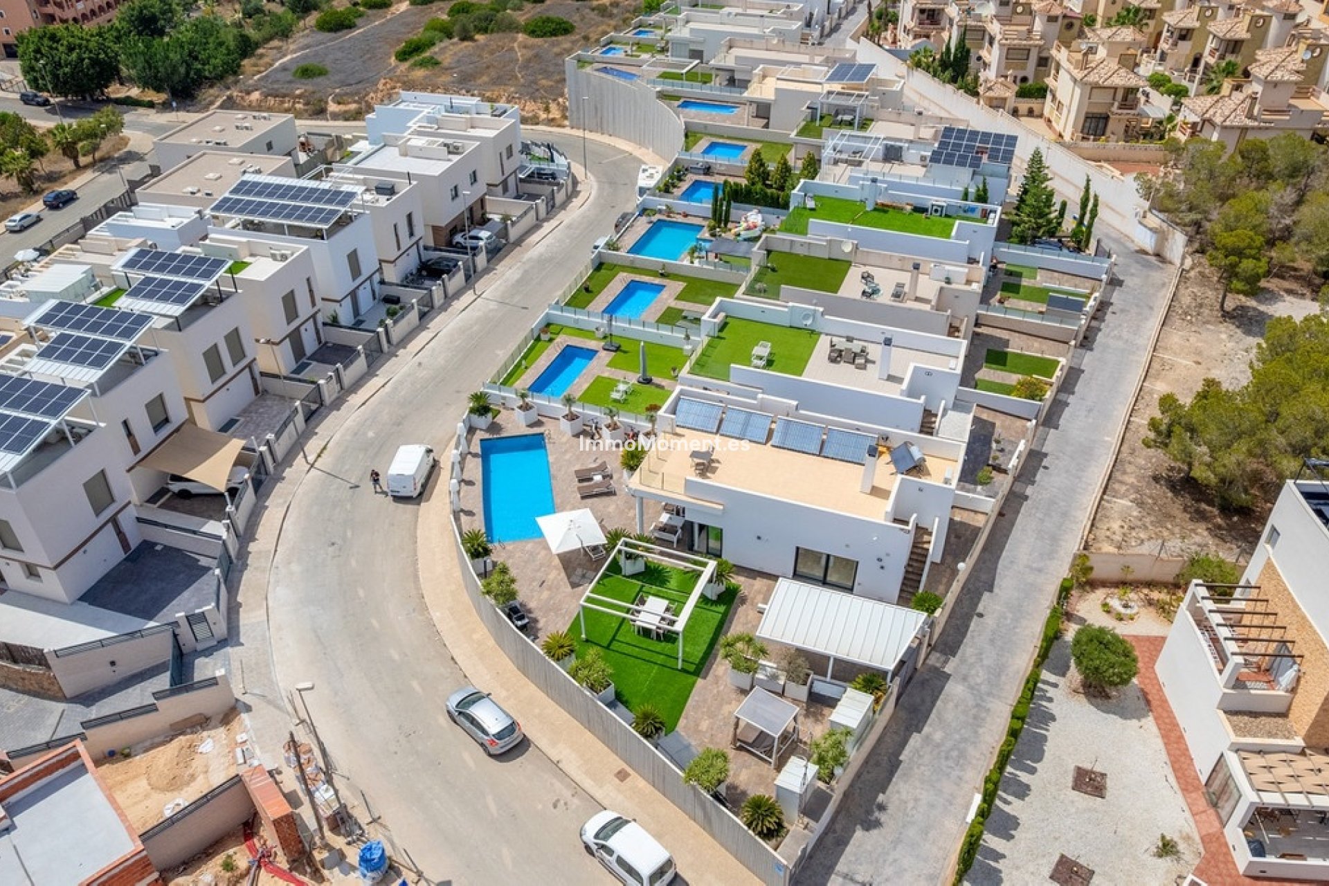Reventa - Villa independiente - Orihuela Costa - Villamartín