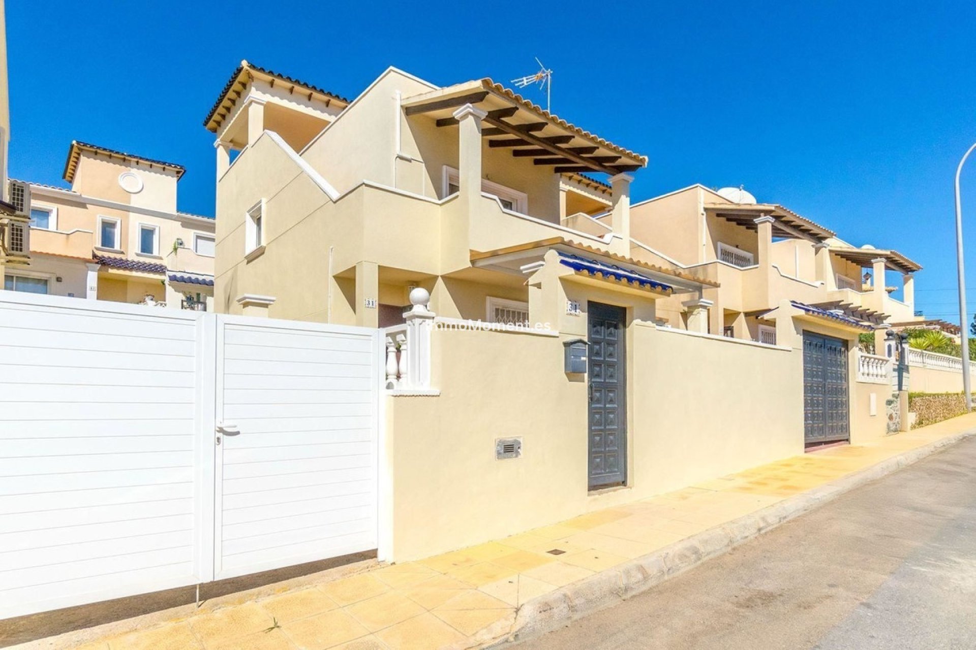 Reventa - Villa independiente - Orihuela Costa - Villamartín