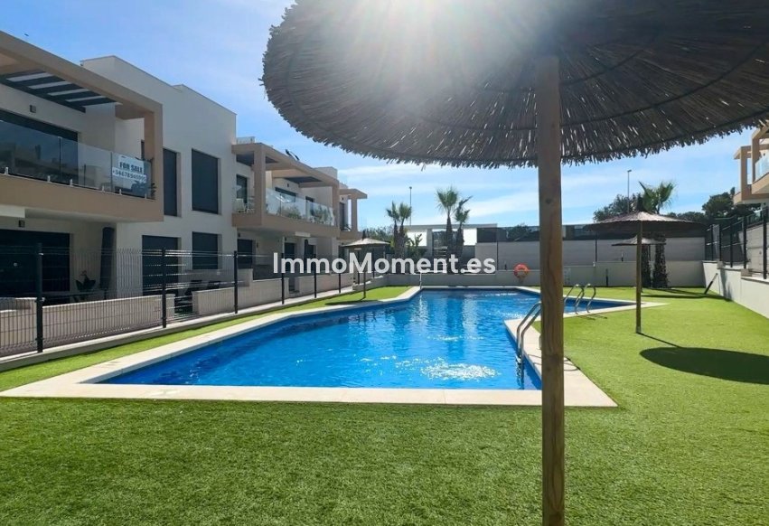 Reventa - Villa independiente - Orihuela Costa - Villamartín