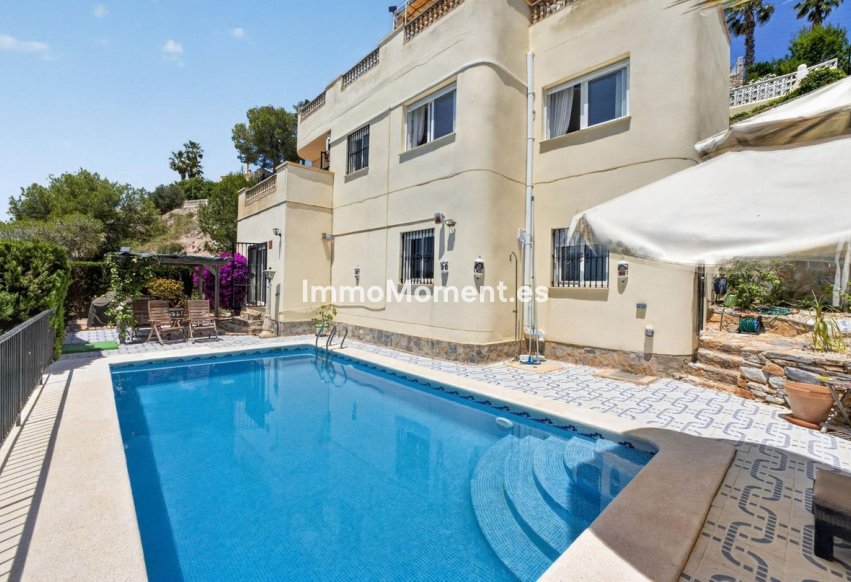 Reventa - Villa independiente - Orihuela Costa