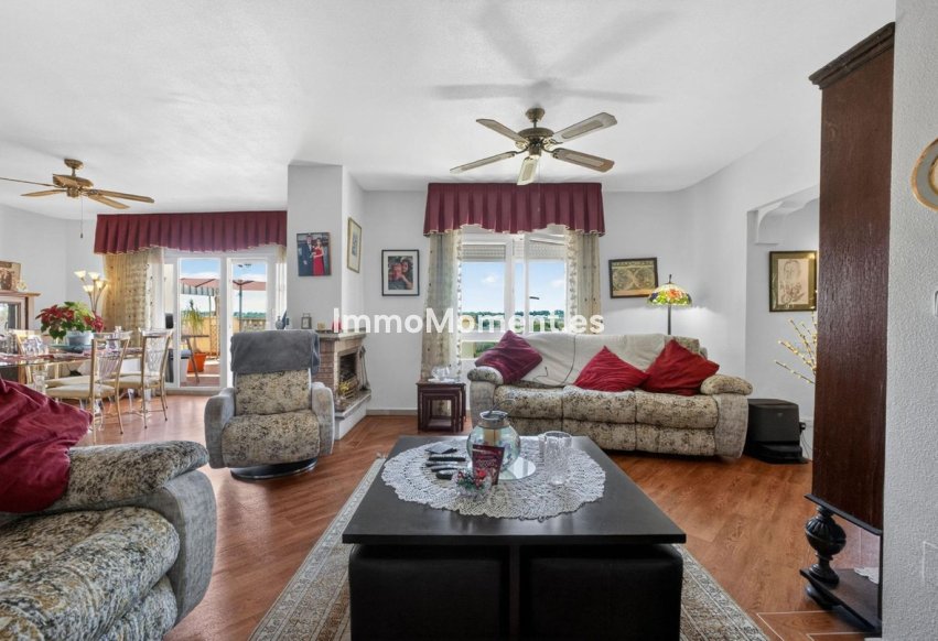 Reventa - Villa independiente - Orihuela Costa