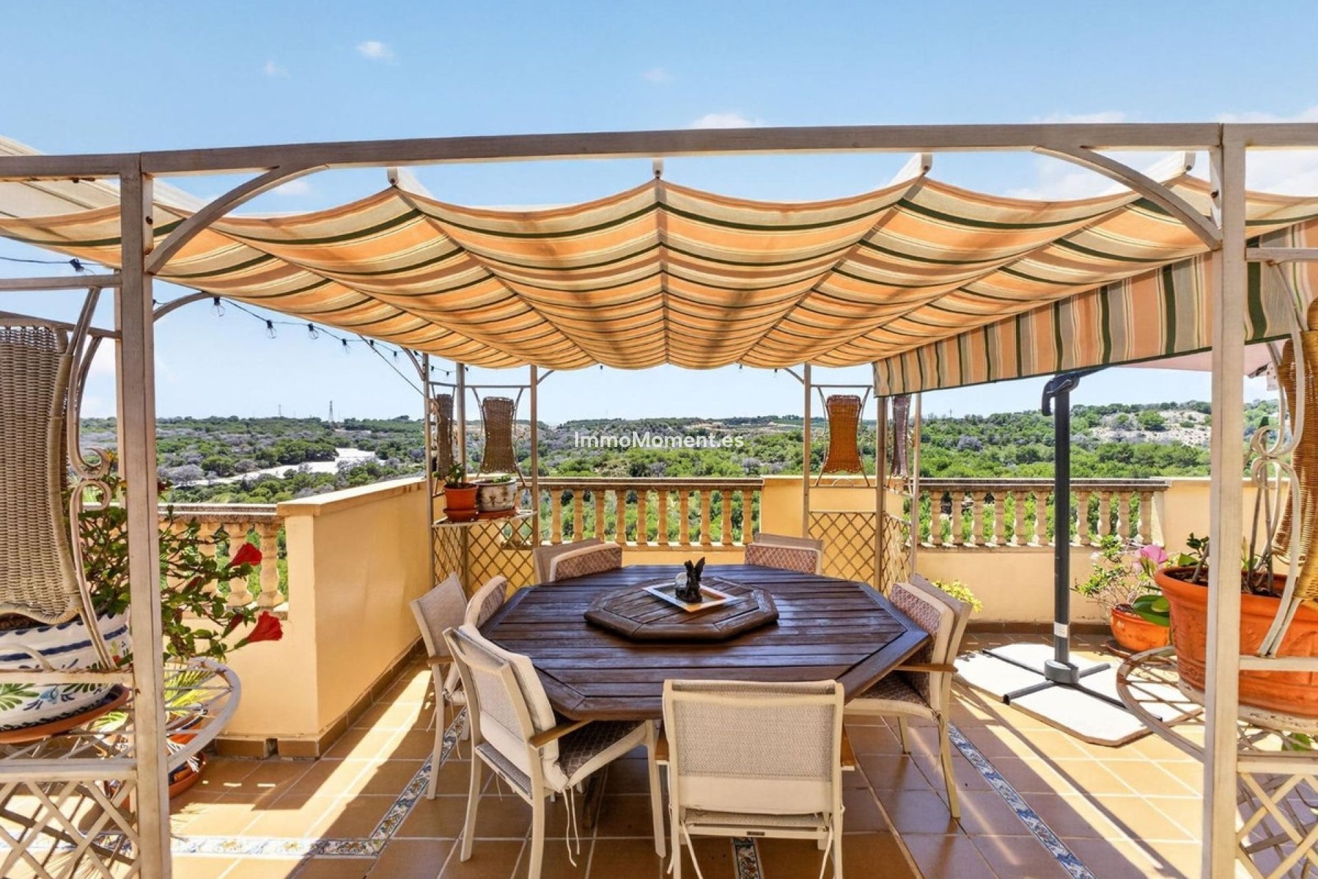 Reventa - Villa independiente - Orihuela Costa