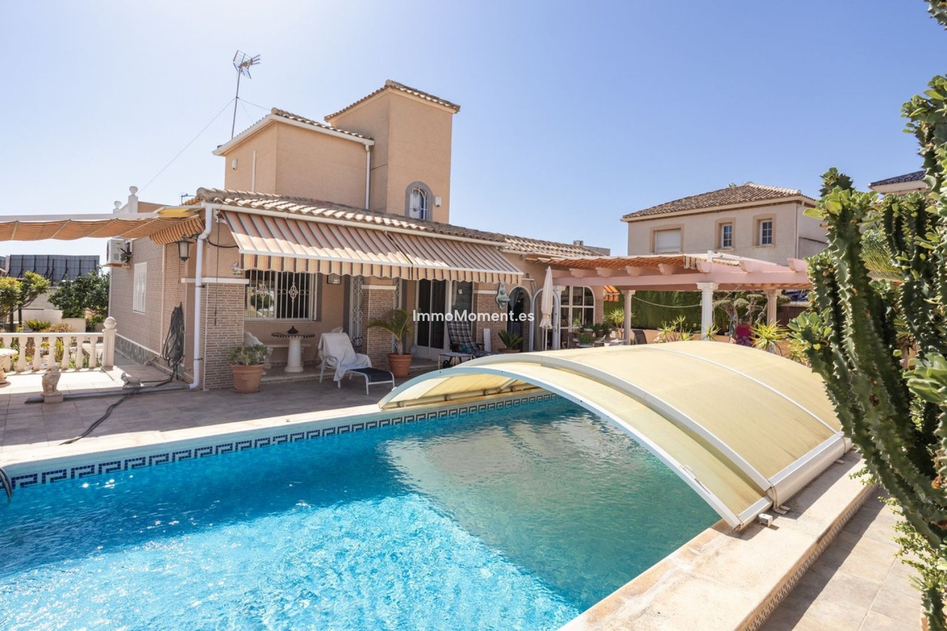 Reventa - Villa independiente - Orihuela - La Regia
