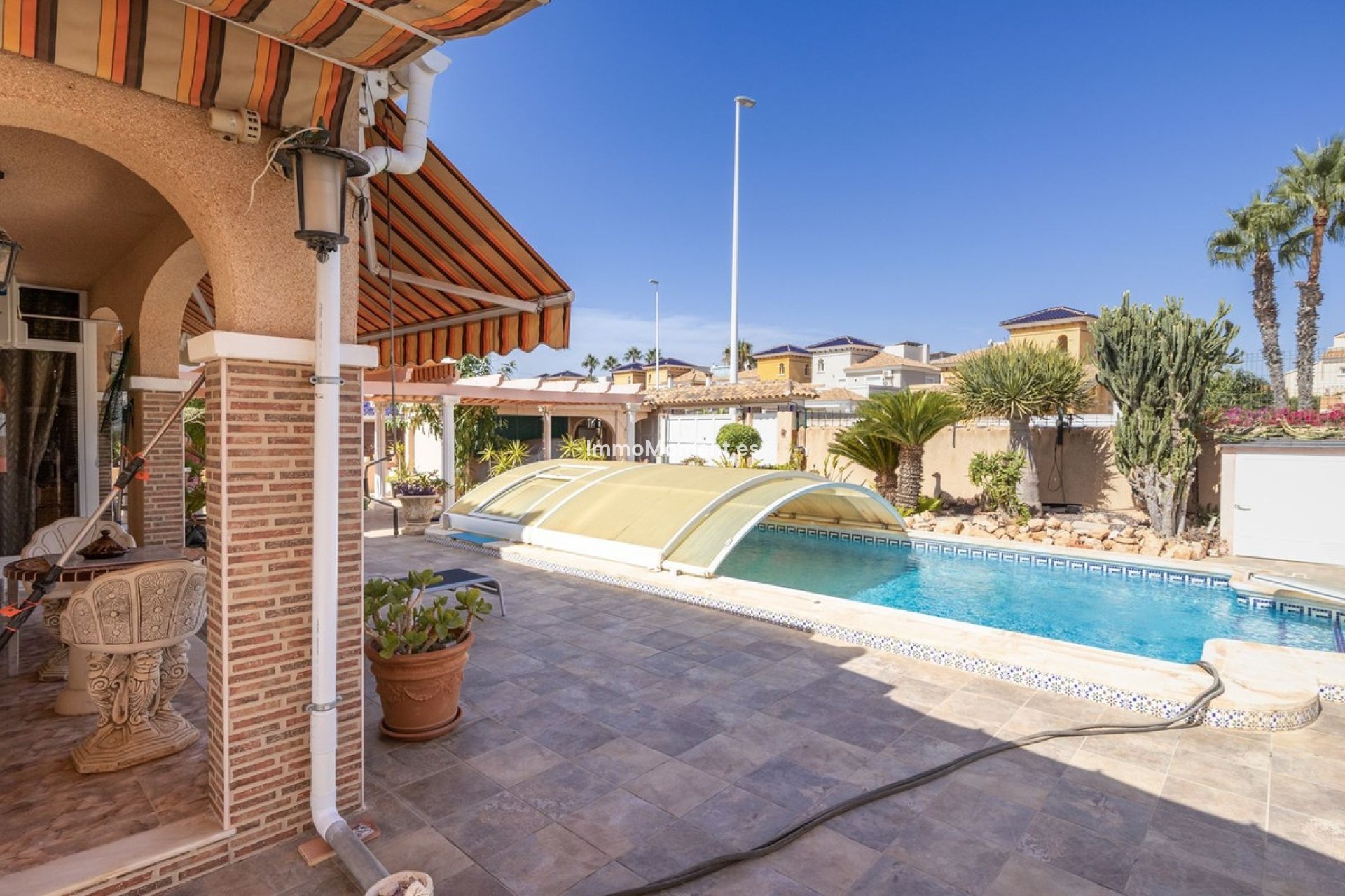 Reventa - Villa independiente - Orihuela - La Regia