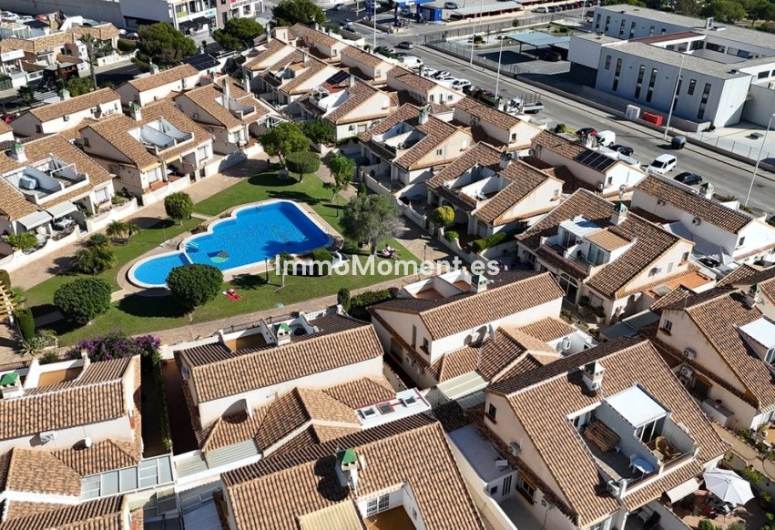 Reventa - Villa independiente - Orihuela - La Zenia